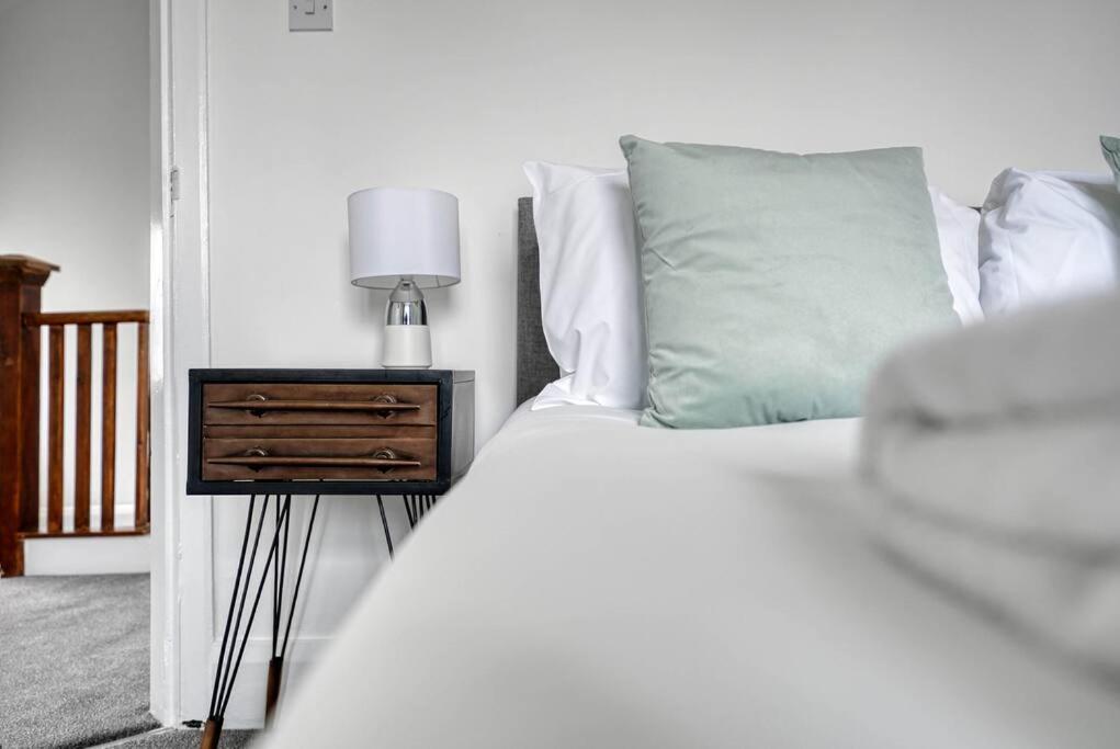 Stylish Home - Fast Wi-Fi-Free Parking Nottingham Zewnętrze zdjęcie