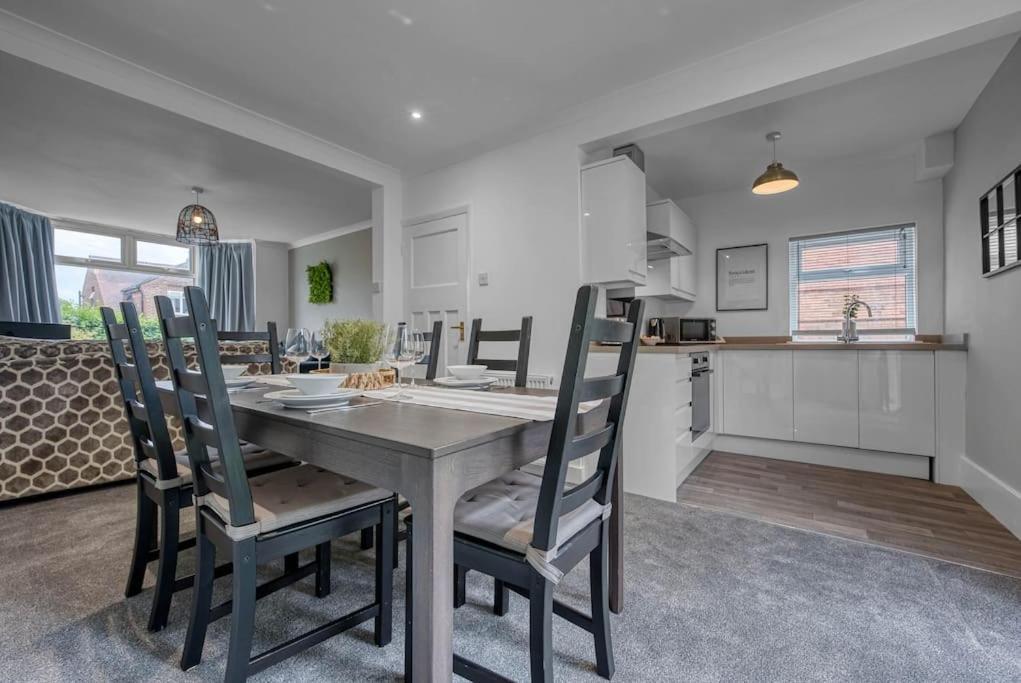 Stylish Home - Fast Wi-Fi-Free Parking Nottingham Zewnętrze zdjęcie